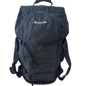 Large duffle bag suit case with wheels in excellent condition